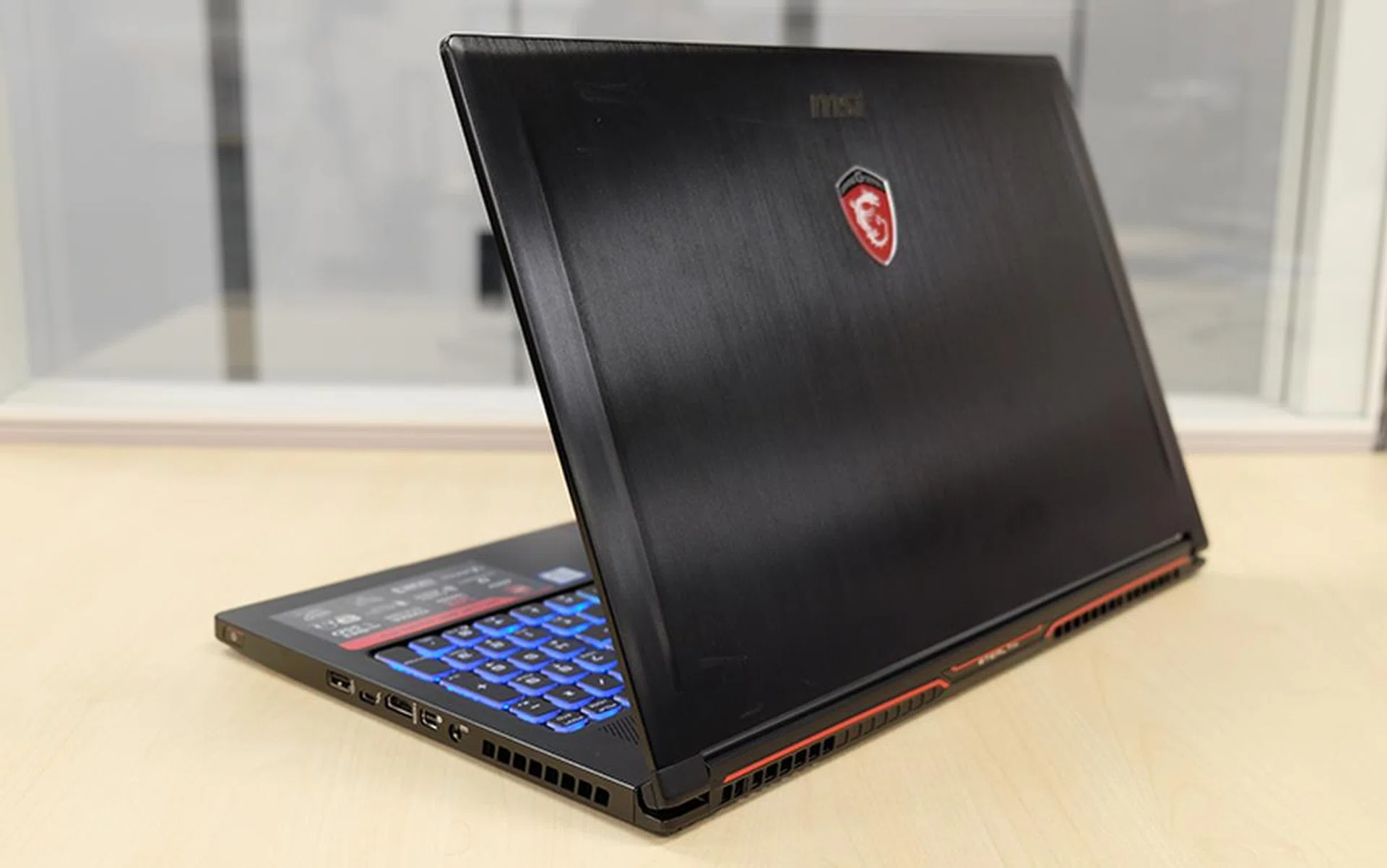 MSI GS63VR 6RF Stealth Pro