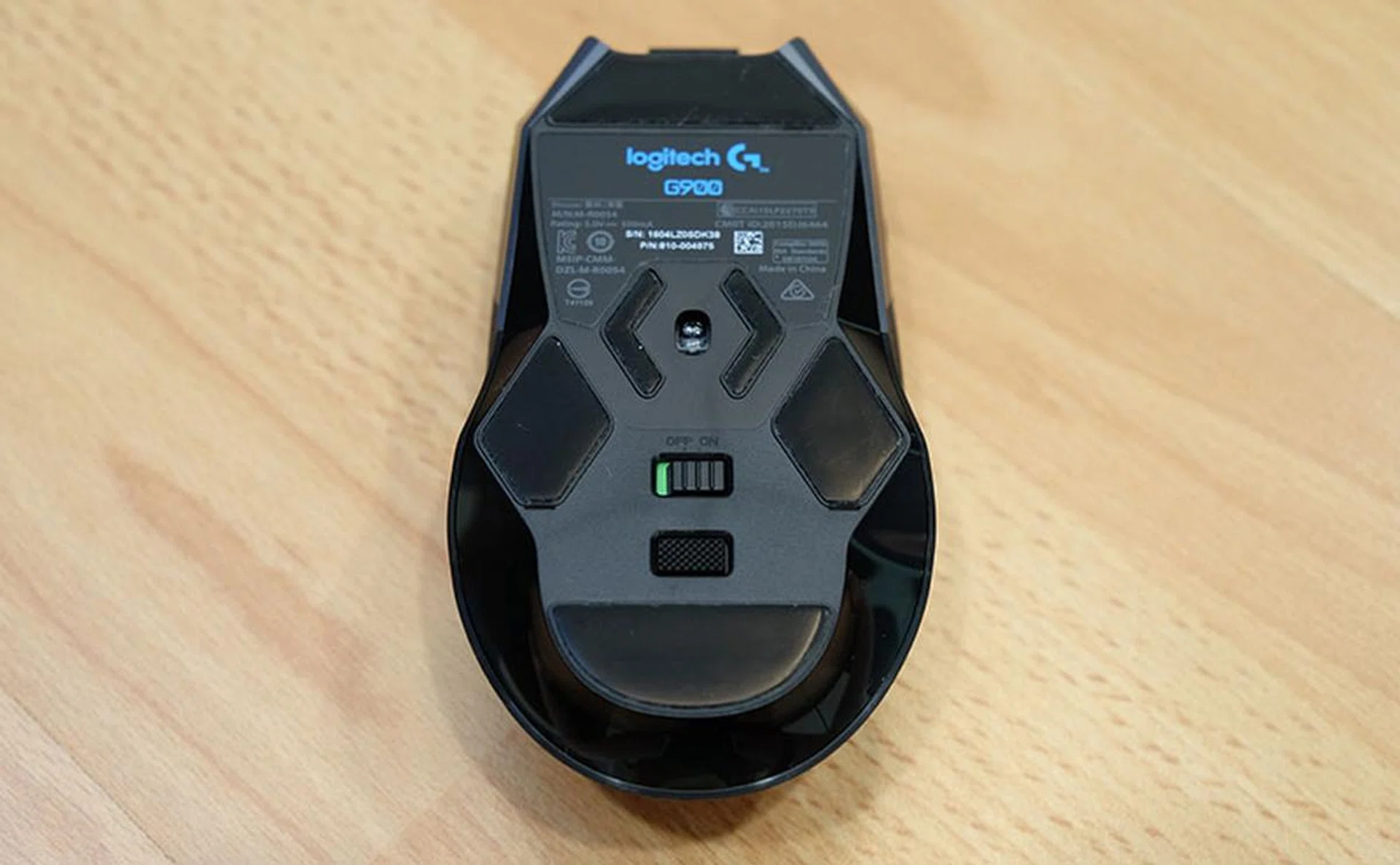 Logitech G900 Chaos Spectrum bottom