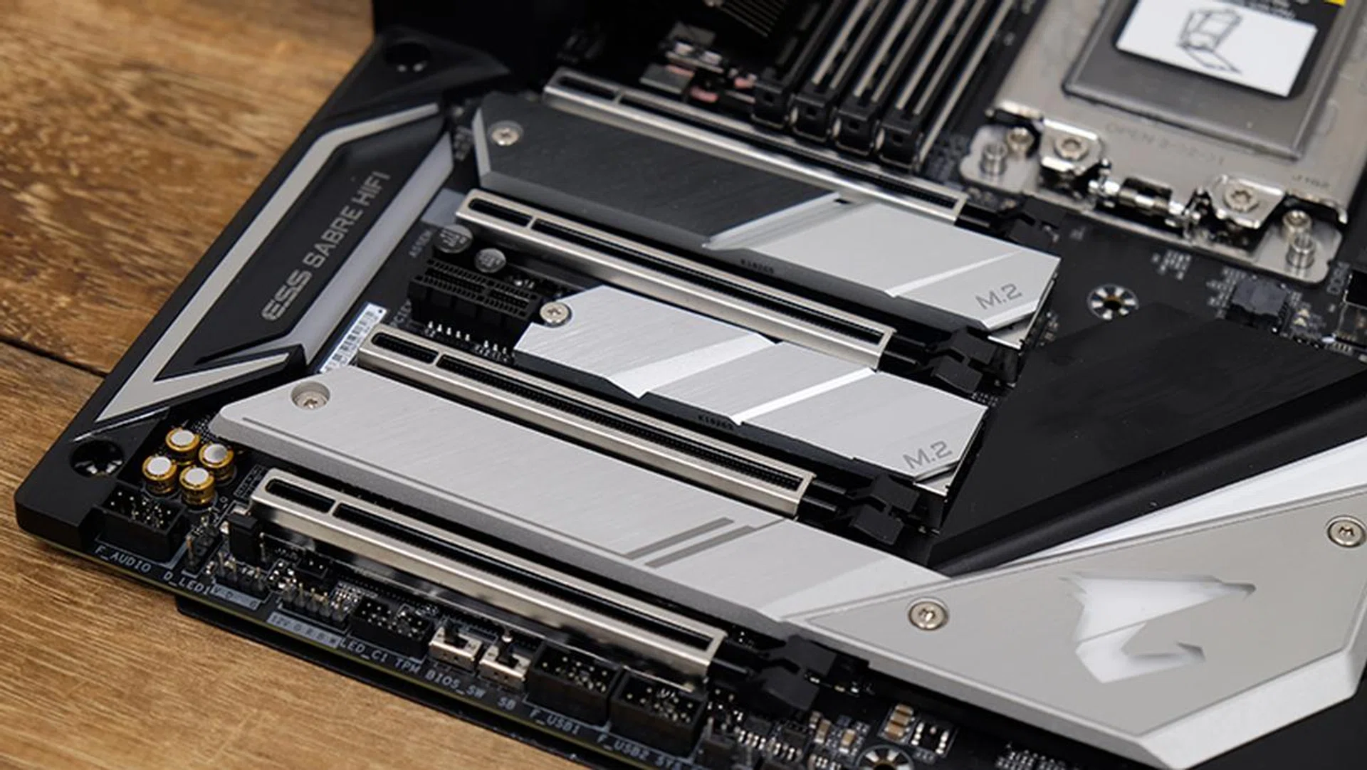 All three M.2 sockets have their own heatsink.
