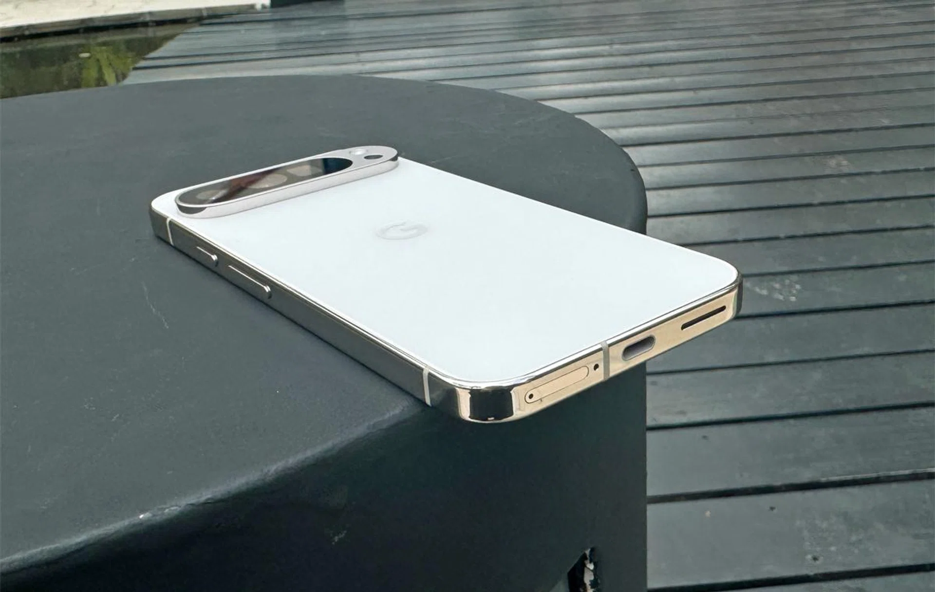 It looks much better than the old curved designs. Photo: HWZ.