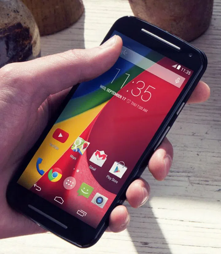 The new generation Moto G sports a larger screen, slightly improved processing power and better cameras. Otherwise it's mostly similar to its predecessor.