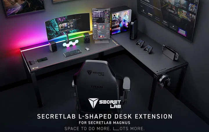 The L-Shape Desk Extension with the MAGNUS Metal Desk. (Image source: Secretlab)