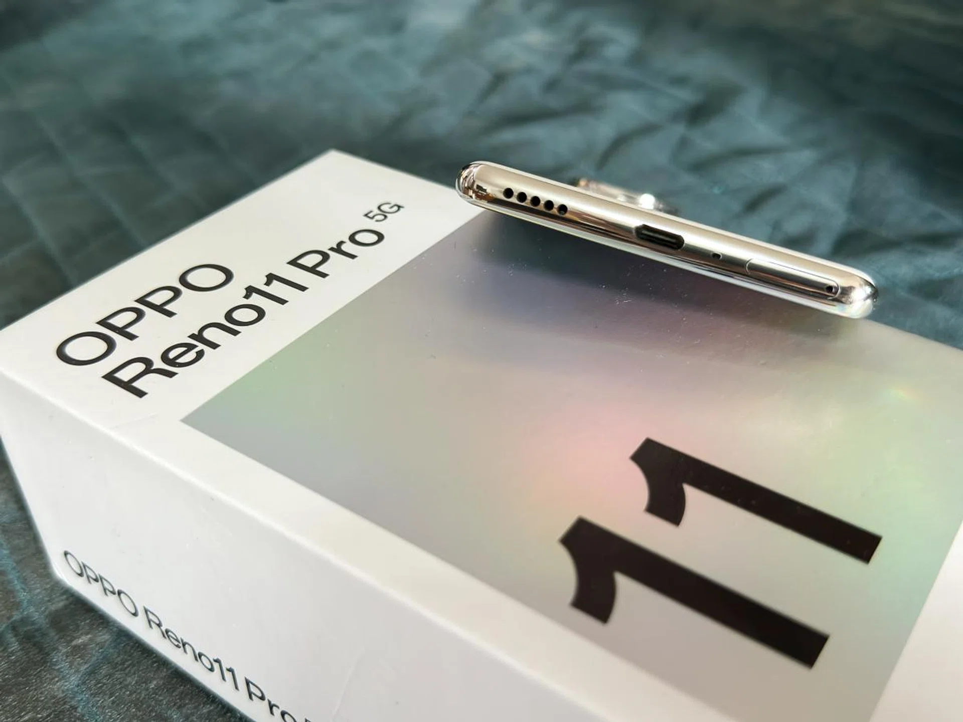 Only a single speaker grille.