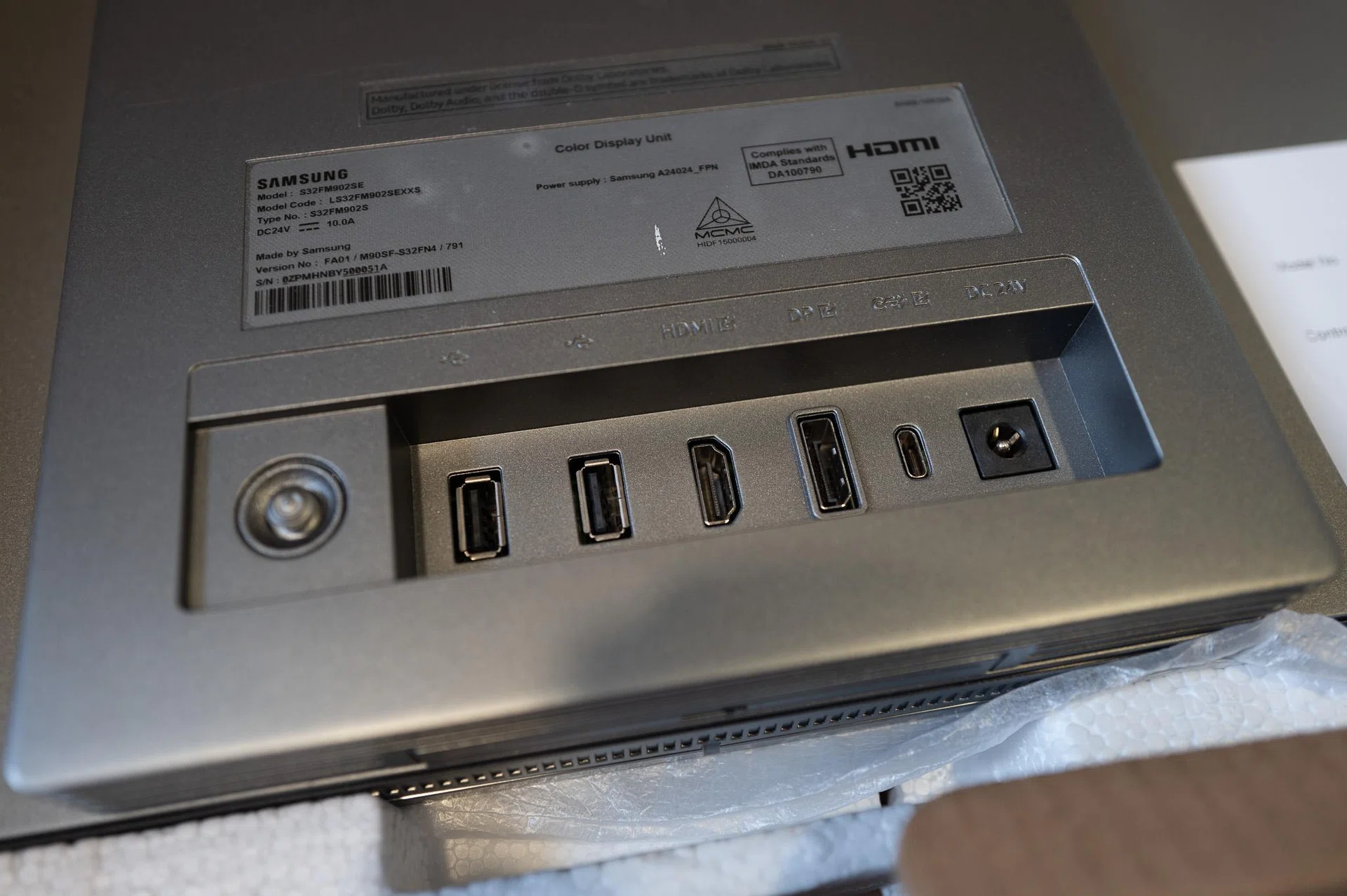 Samsung Smart Monitor M9