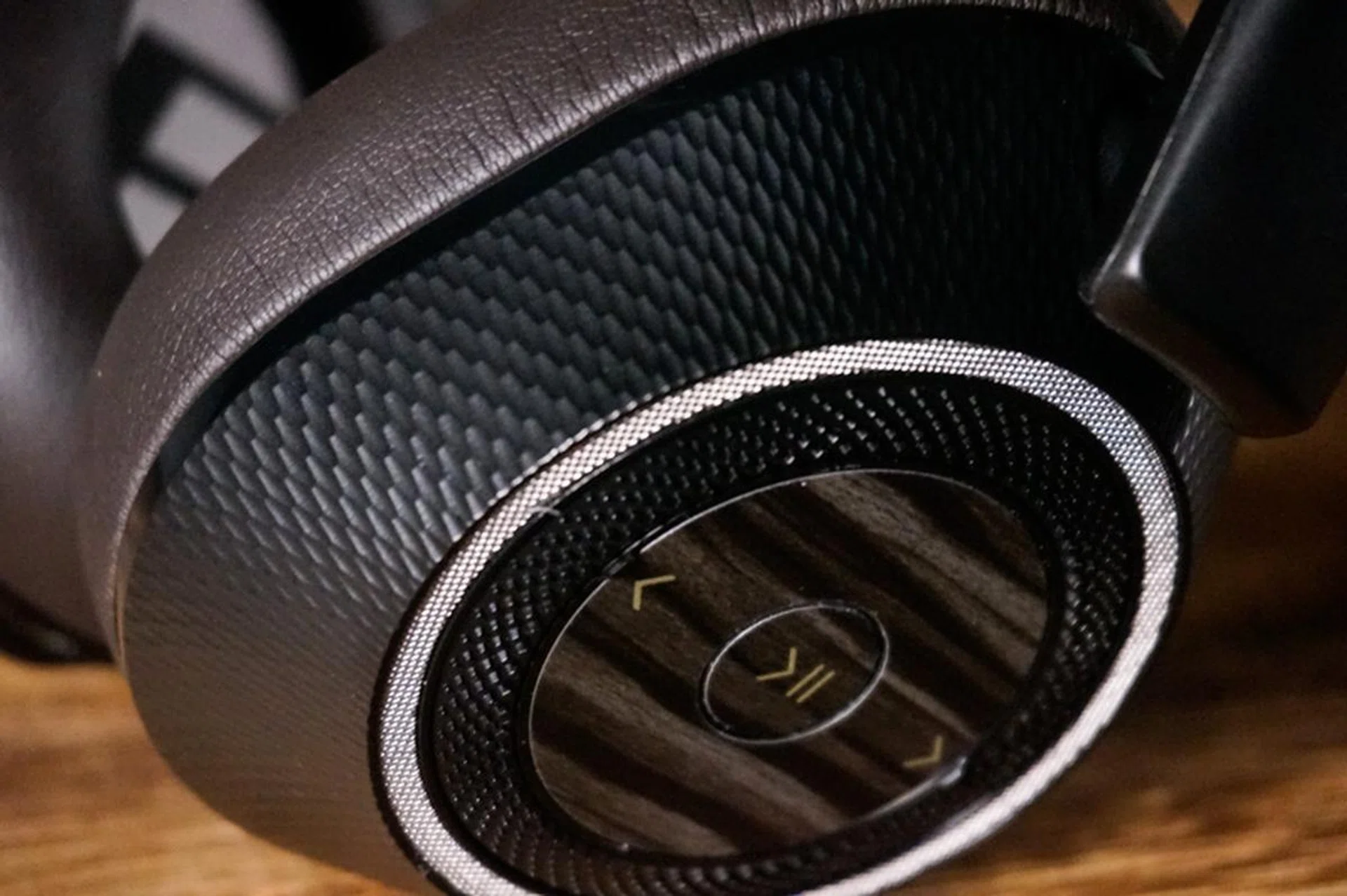 The large control ring from the previous version has been replaced with a more subtle inner dial.