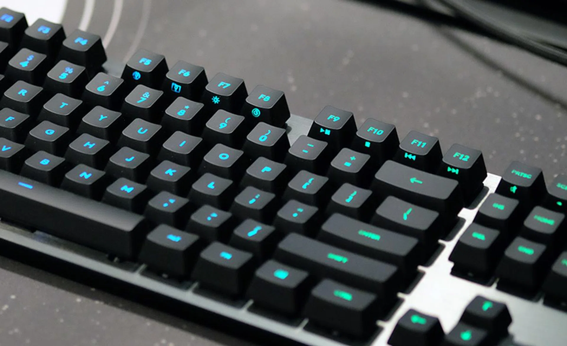 Logitech G512 Carbon