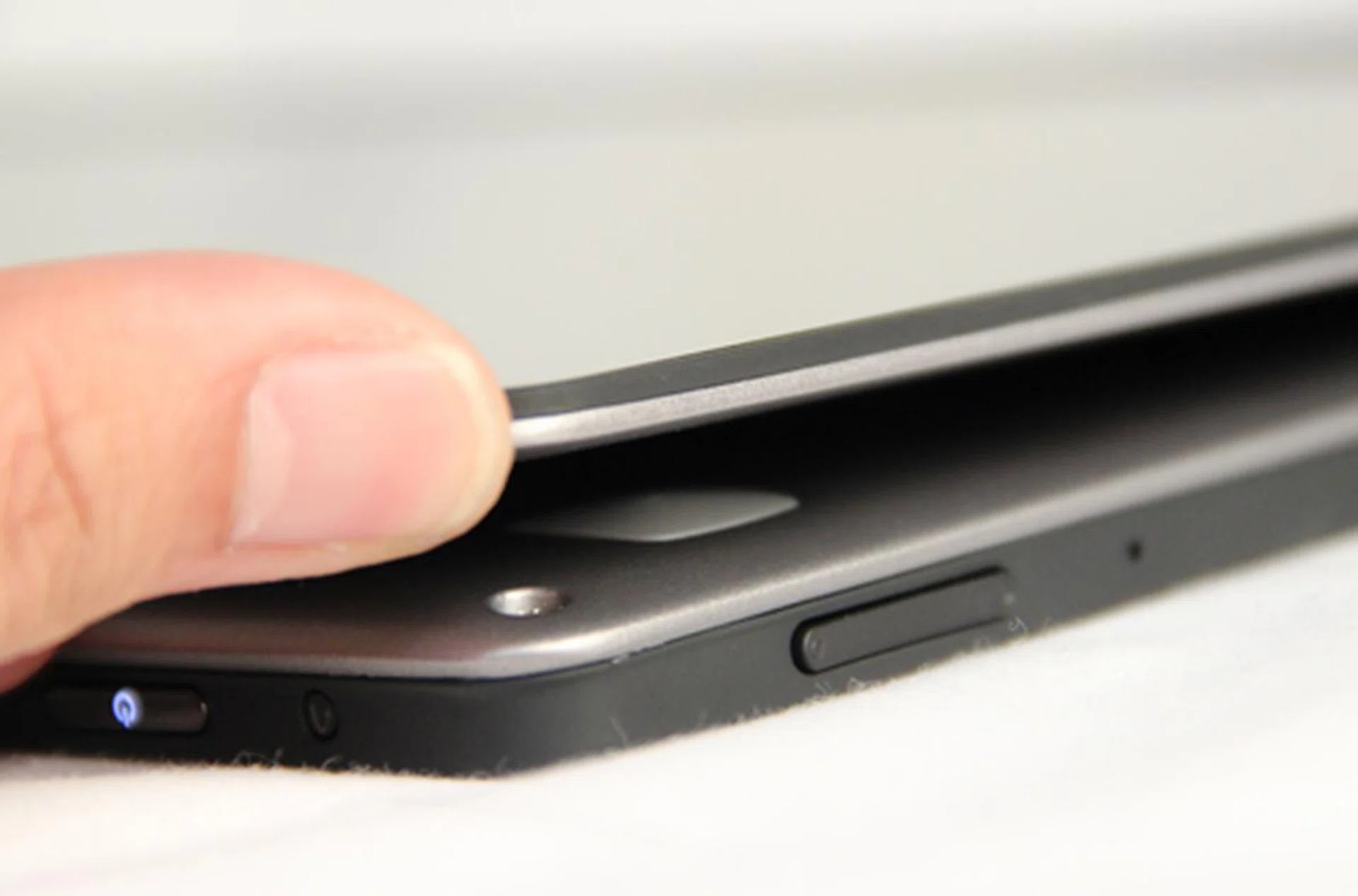 Magnets assist in locking the screen into place, are but one of many premium details on the Lenovo Ideapad Yoga.