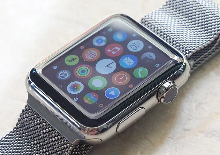 The Apple Watch is finely mirror polished and the quality of the case rivals that of Swiss watches costing many times more.