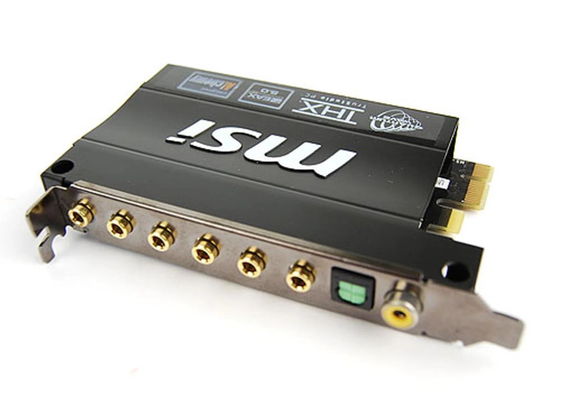 Despite its fancy name and support for EAX Advanced and THX TruStudio, this Quantum Wave add-on card uses a Realtek ALC889 audio chip under the hood. 