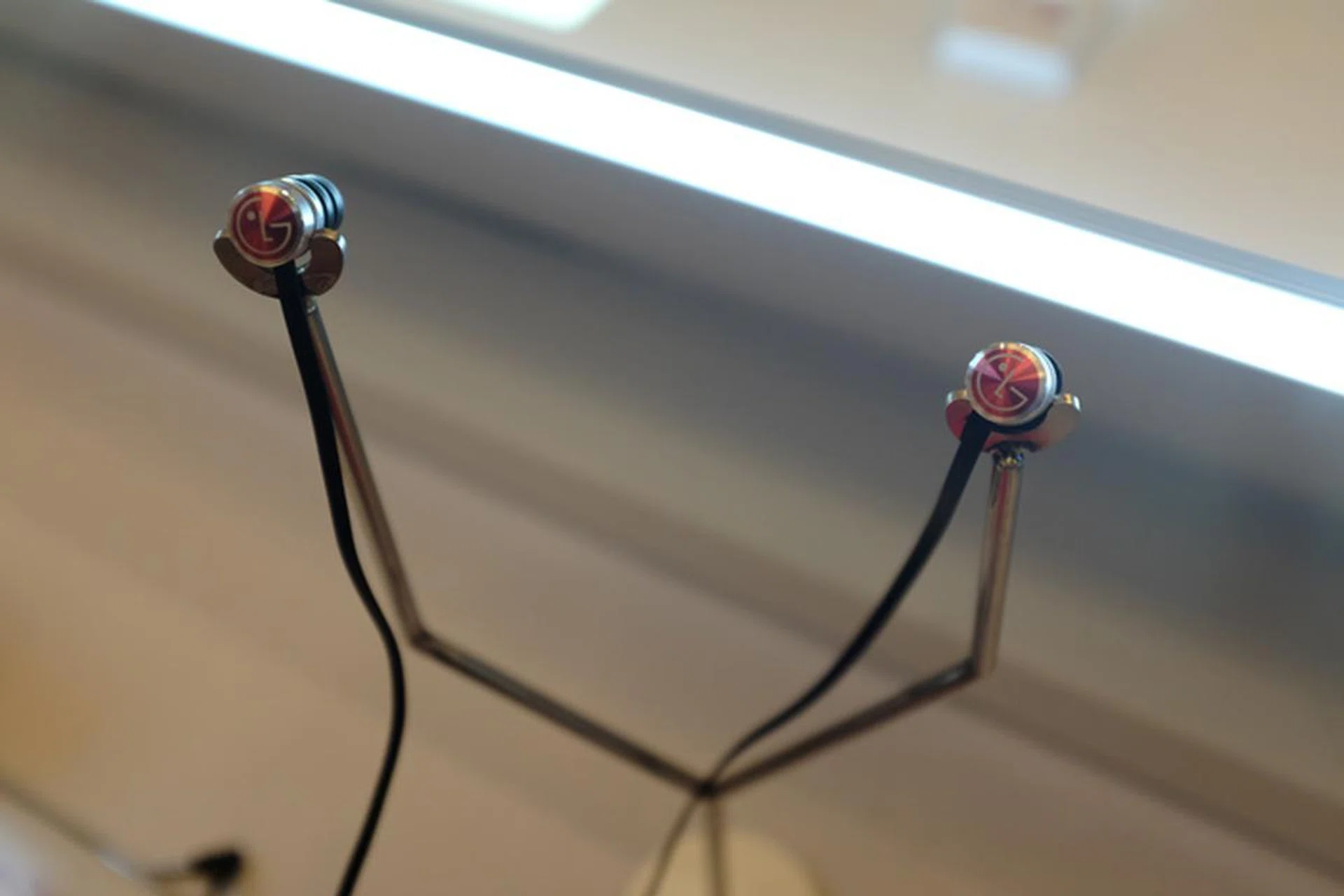 The bundled Quadbeat in-ear earphones are much better than those that typically come supplied with a smartphone.