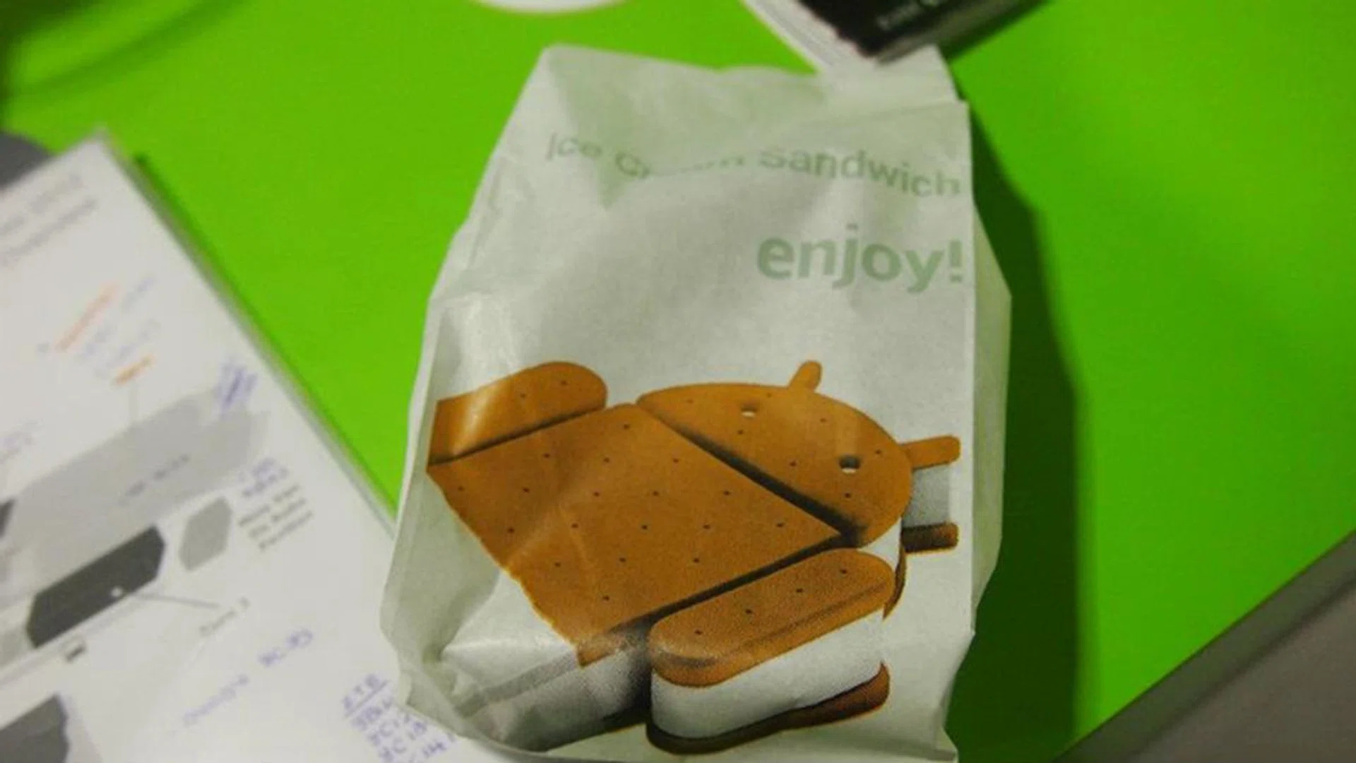 What's this? Is that an Ice Cream Sandwich phone within?
