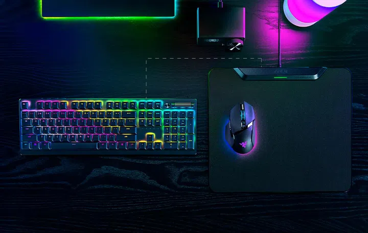 The HyperFlux V2 also supports HyperSpeed connectivity, meaning it can act as a receiver for your wireless Razer keyboard and mice. Image: Razer.