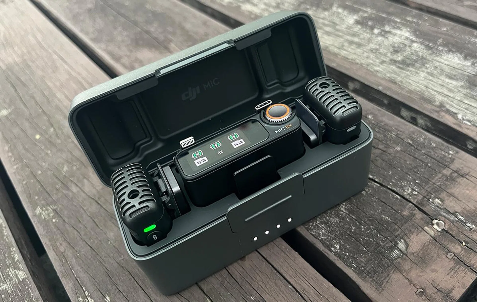 The DJI Mic 2 receiver is chunkier and heavier than the original, but with more battery, larger screen, and that sweet dial, I guess it gets a pass.