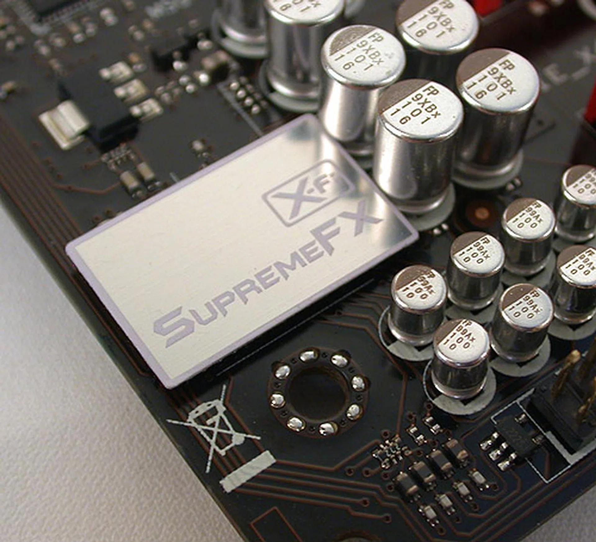 While it used to be a separate audio module, the SupremeFX X-Fi appears to be onboard now. It supports X-Fi and other Creative technologies, though like the previous version, these effects will be handled through software. This onboard integration is surely a cost saving move, but we think it's fine given that folks who're really concerned with their audio quality would further invest in a dedicated sound card, while the onboard audio is to take care of basic audio needs.