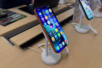 CEE 2026 best phone deals, telco plan deals, mobile accessories