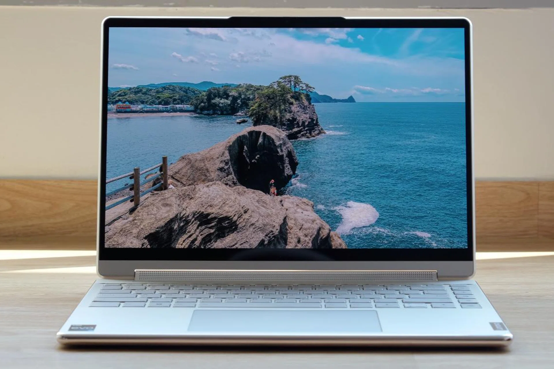 The Yoga 9i is Lenovo's most high-end and premium ultraportable notebook. 