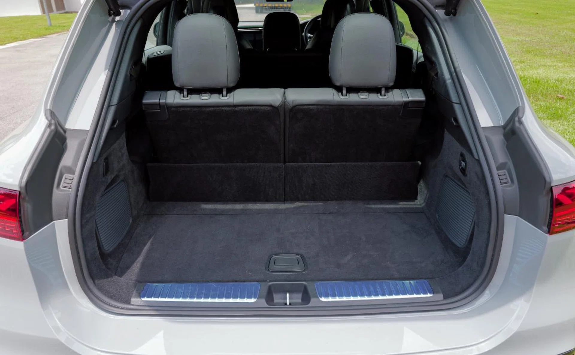 Boot space even with the third row of seats up is very decent. Small luggage will fit easily.