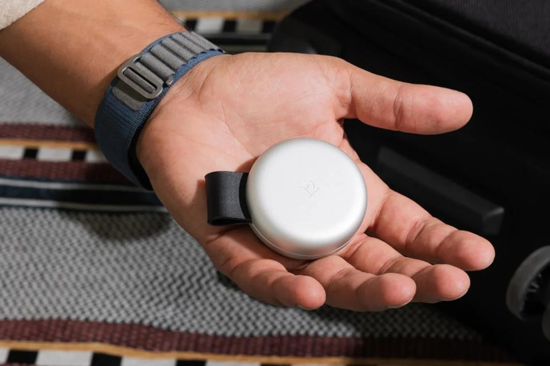 Do not be fooled by its petite size! The Twelve South Butterfly can unfold into a 2-in-1 MagSafe charger for your iPhone and Apple Watch or AirPods. <br>Image source: Twelve South