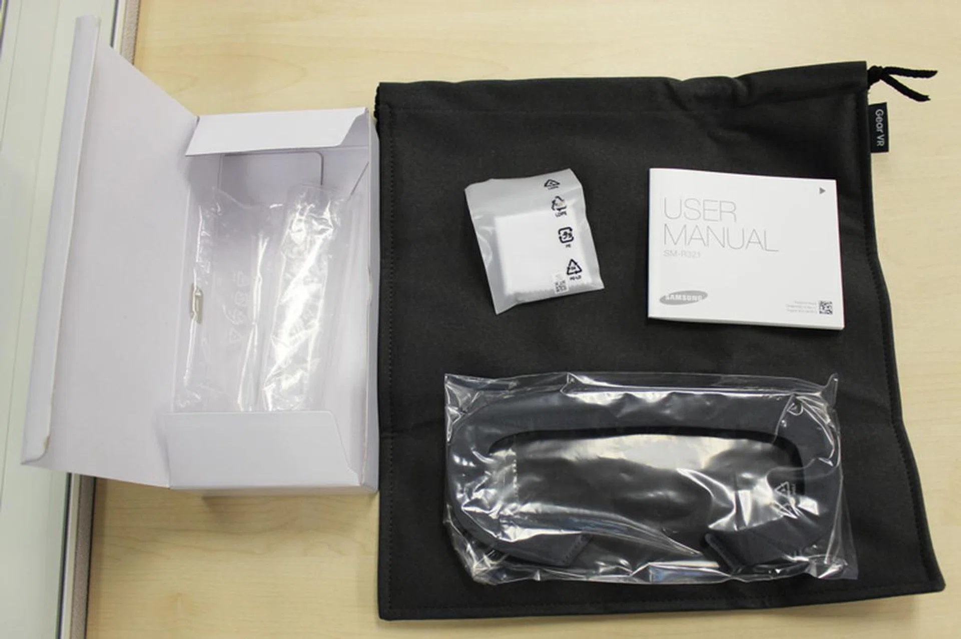 The Gear VR comes with its own accessories; a microfiber cleaning cloth, a canvas storage case and a spare face foam.