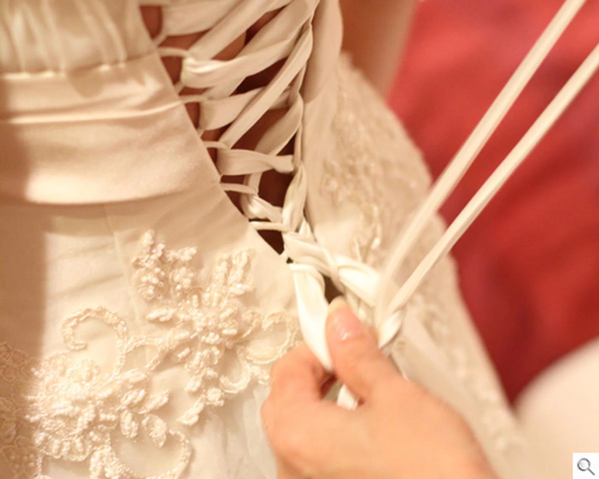 Lots of detail all around; the 19 cross-type AF points certainly helped to get faster and more accurate focusing when shooting. Click on the image for the full resolution.