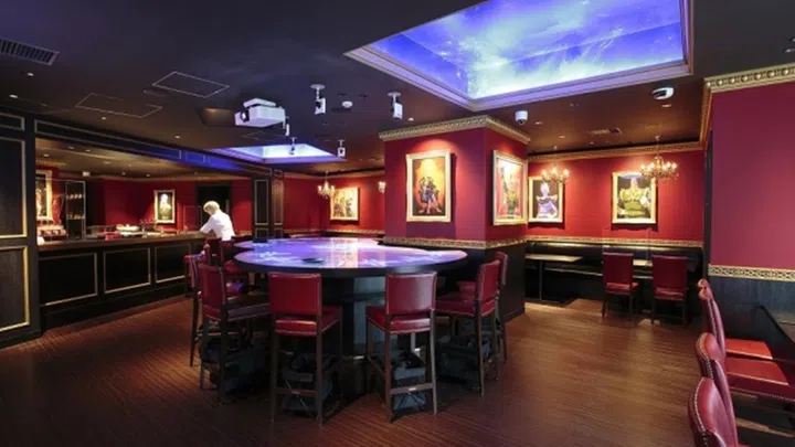 Image: Gundam Cafe