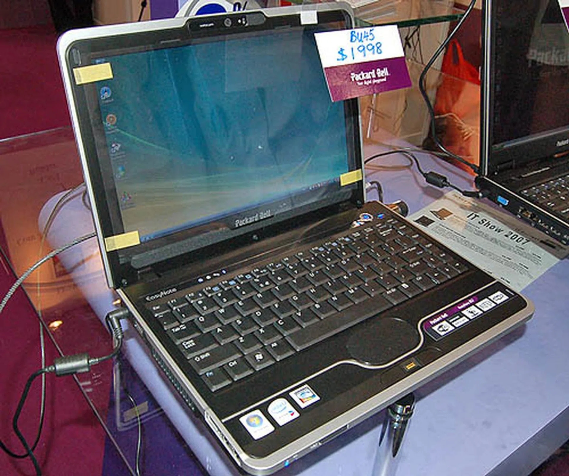  The 12-inch EASYNOTE BU45-013 notebook sports an Intel Core 2 Duo T5600 processor, 1GB DDR2 RAM, 100GB HDD, integrated 1.3MP webcam and goes for S$1,998. This notebook comes installed with Microsoft Vista Home Premium.  