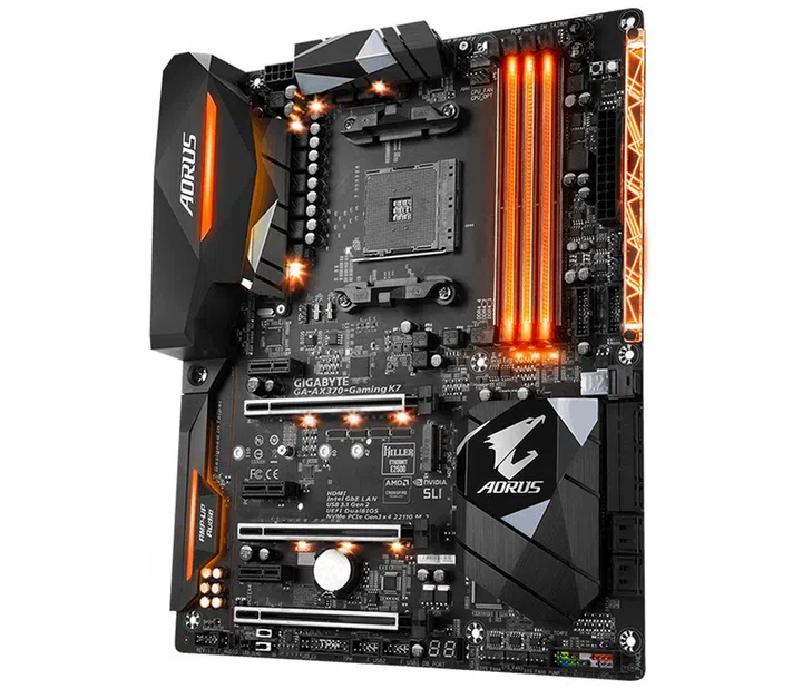 Gigabyte Aorus AX370-Gaming K7