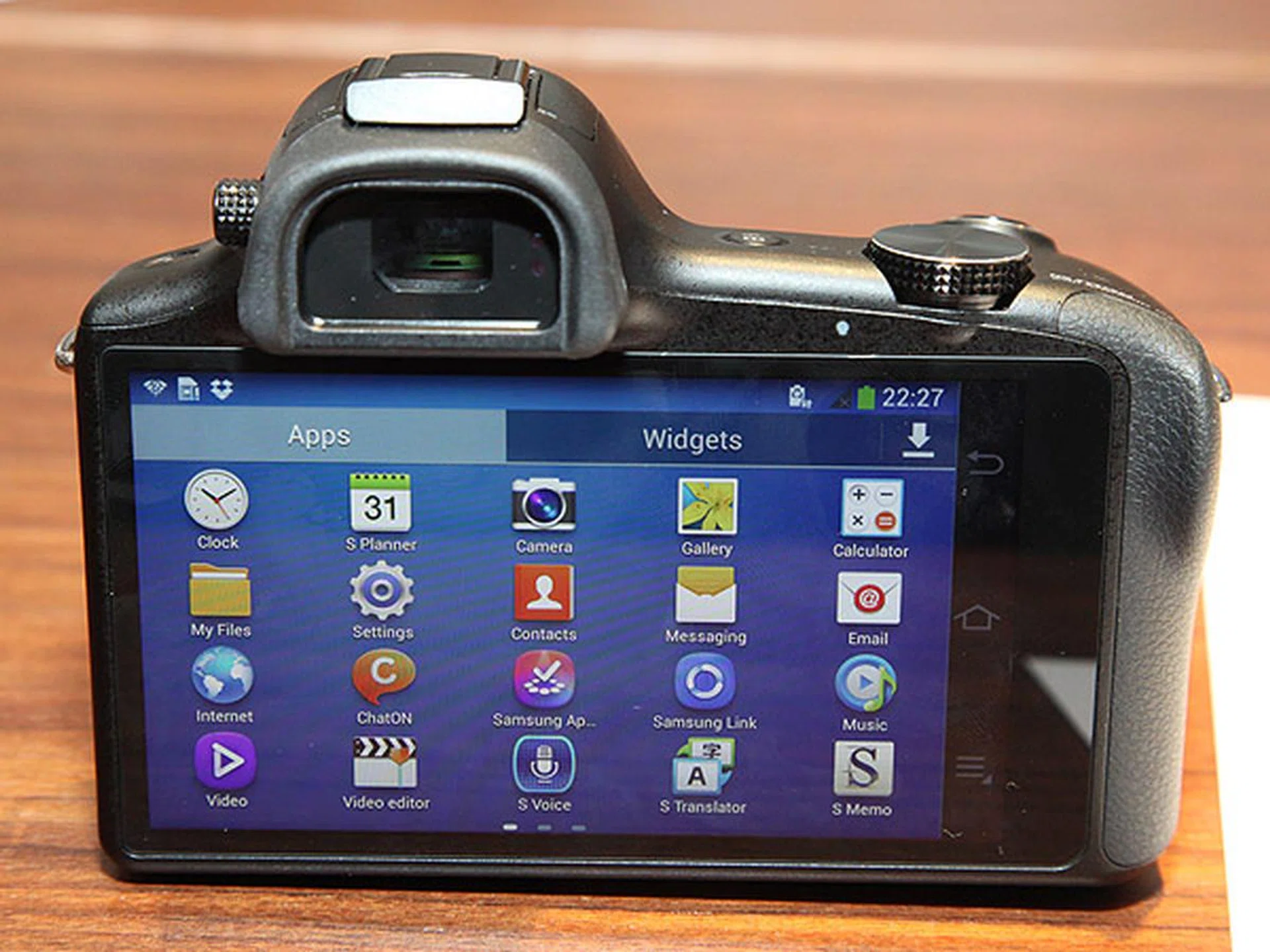 The familiar Android screen lets you download and run all sorts of apps from the Google Play store.