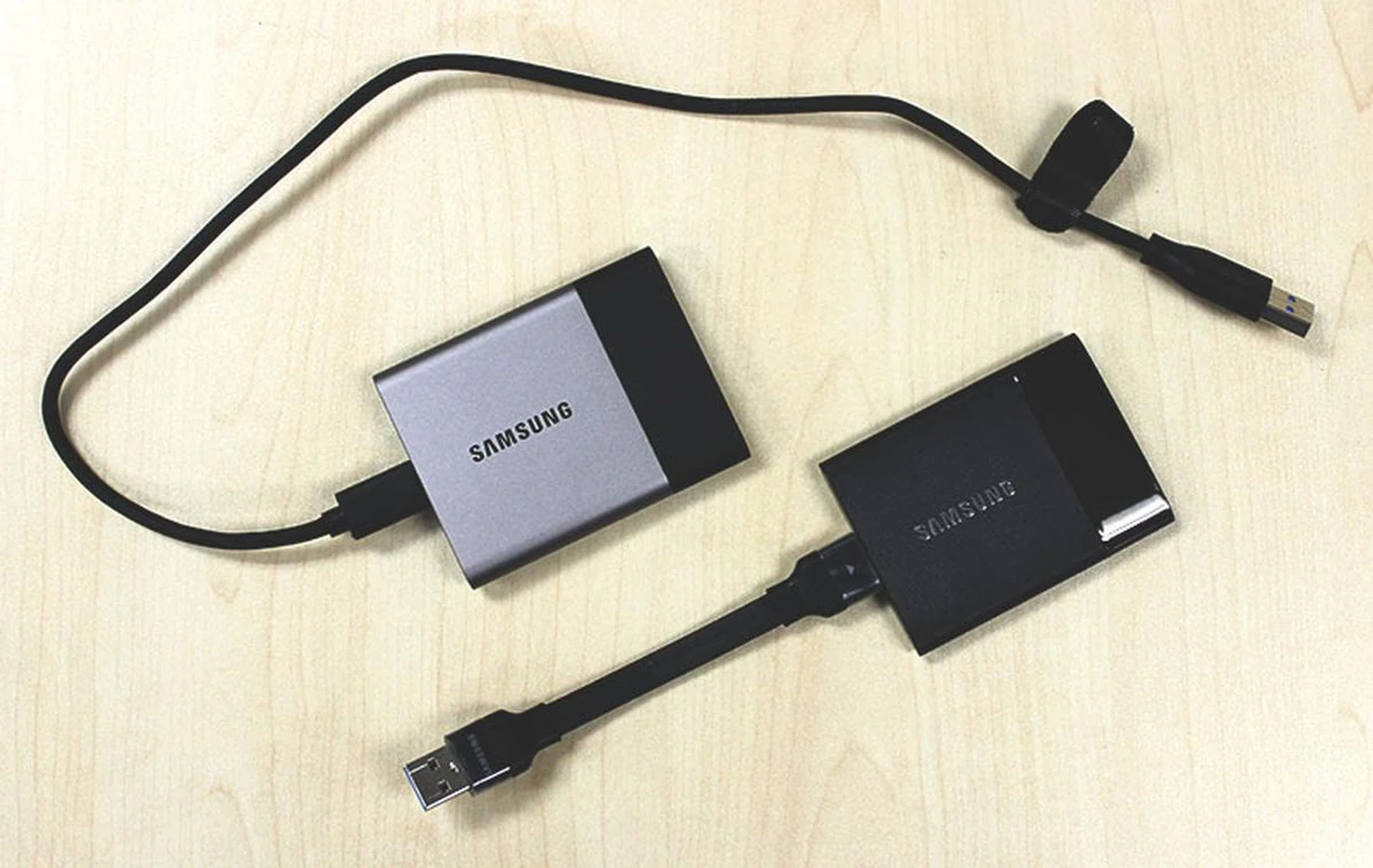 The T3's connecting cable is longer and a tad more cumbersome.