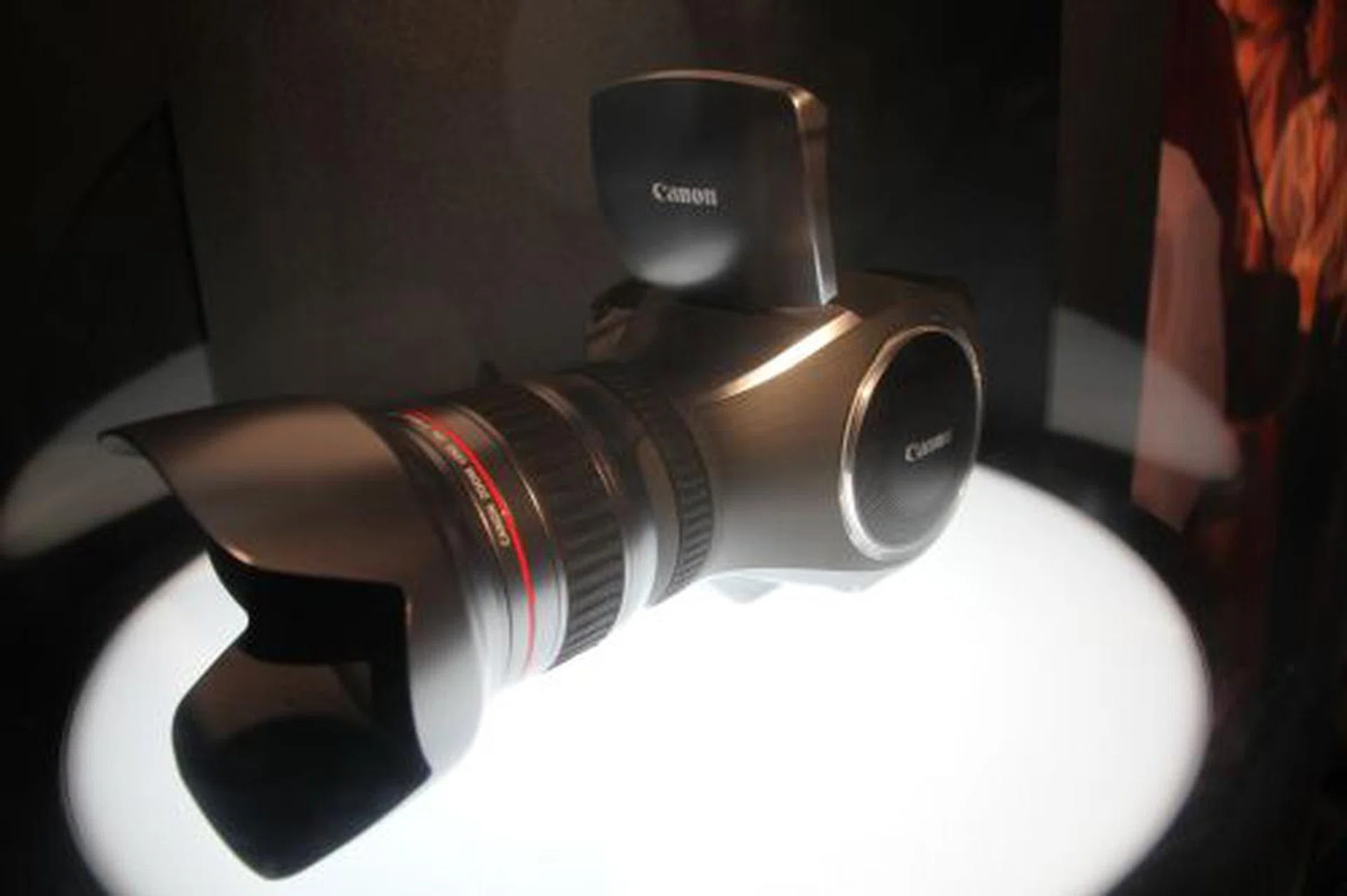 A prototype but functioning 8-Megapixel 4K camcorder/camera by Canon.