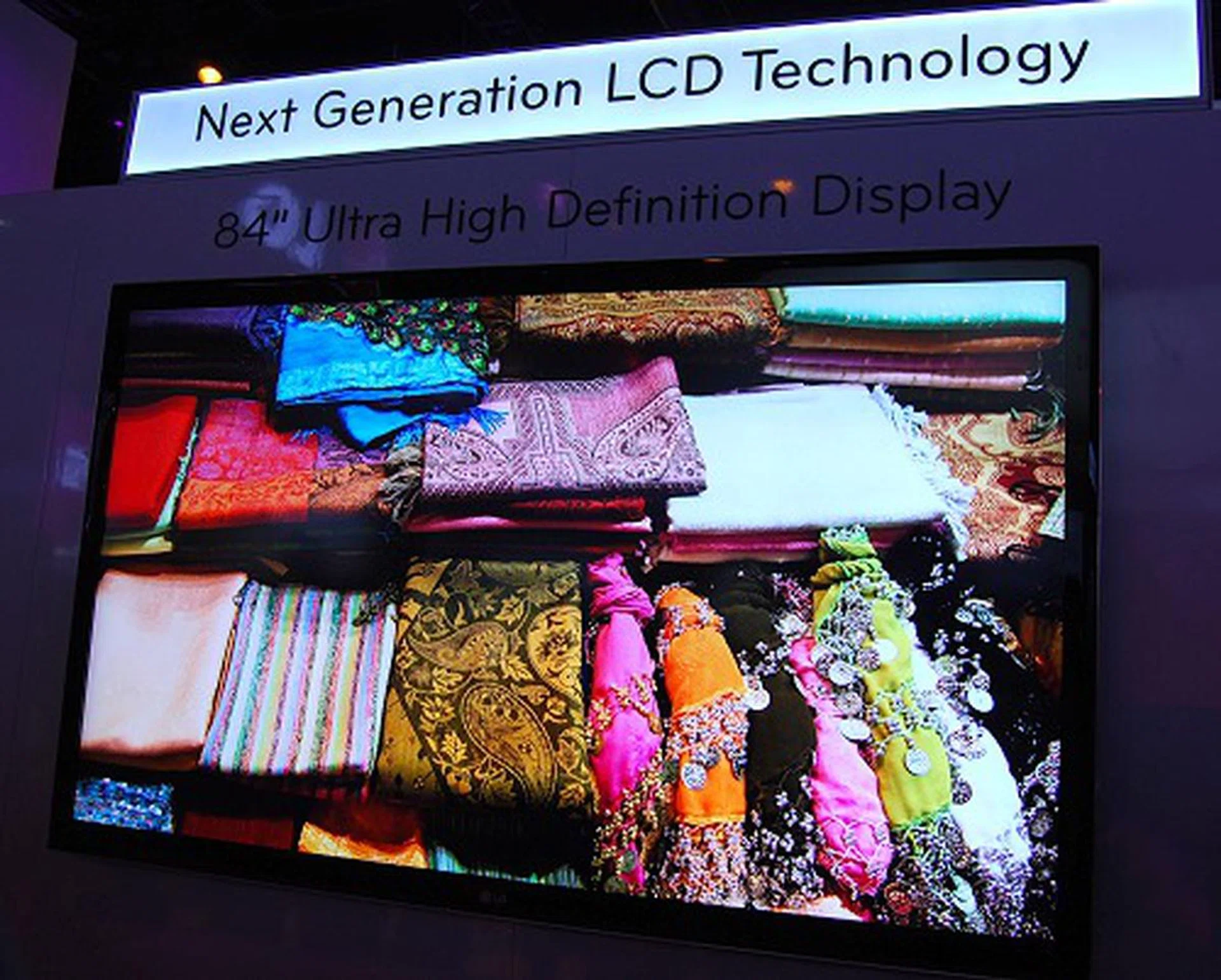 Looking for the next generation in screen size and resolution? LG has on display an 84-inch LCD display supporting ultra high definition resolutions.