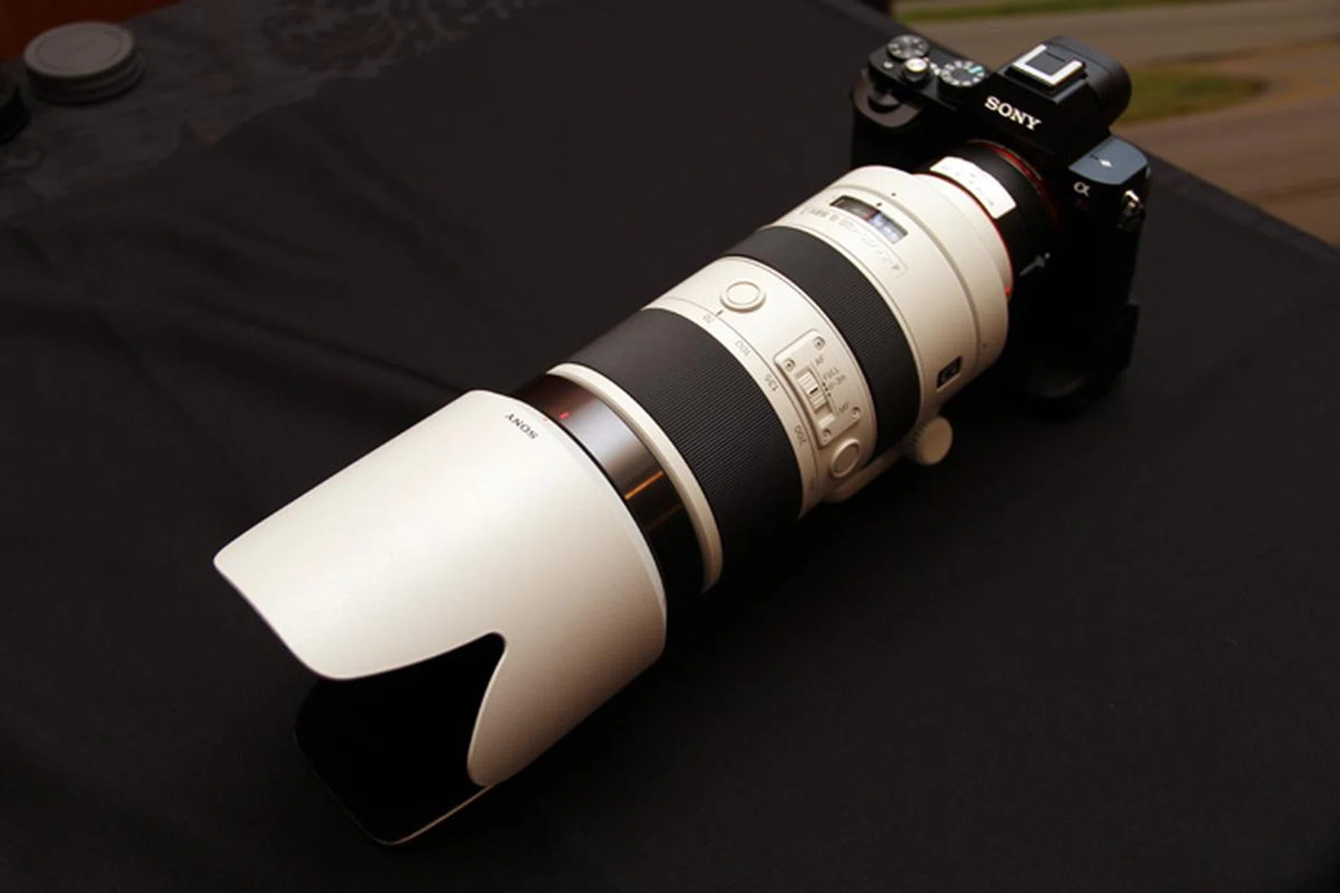 Just because you can do a thing, does it mean you should mount a 70-400mm G lens on a A7R?