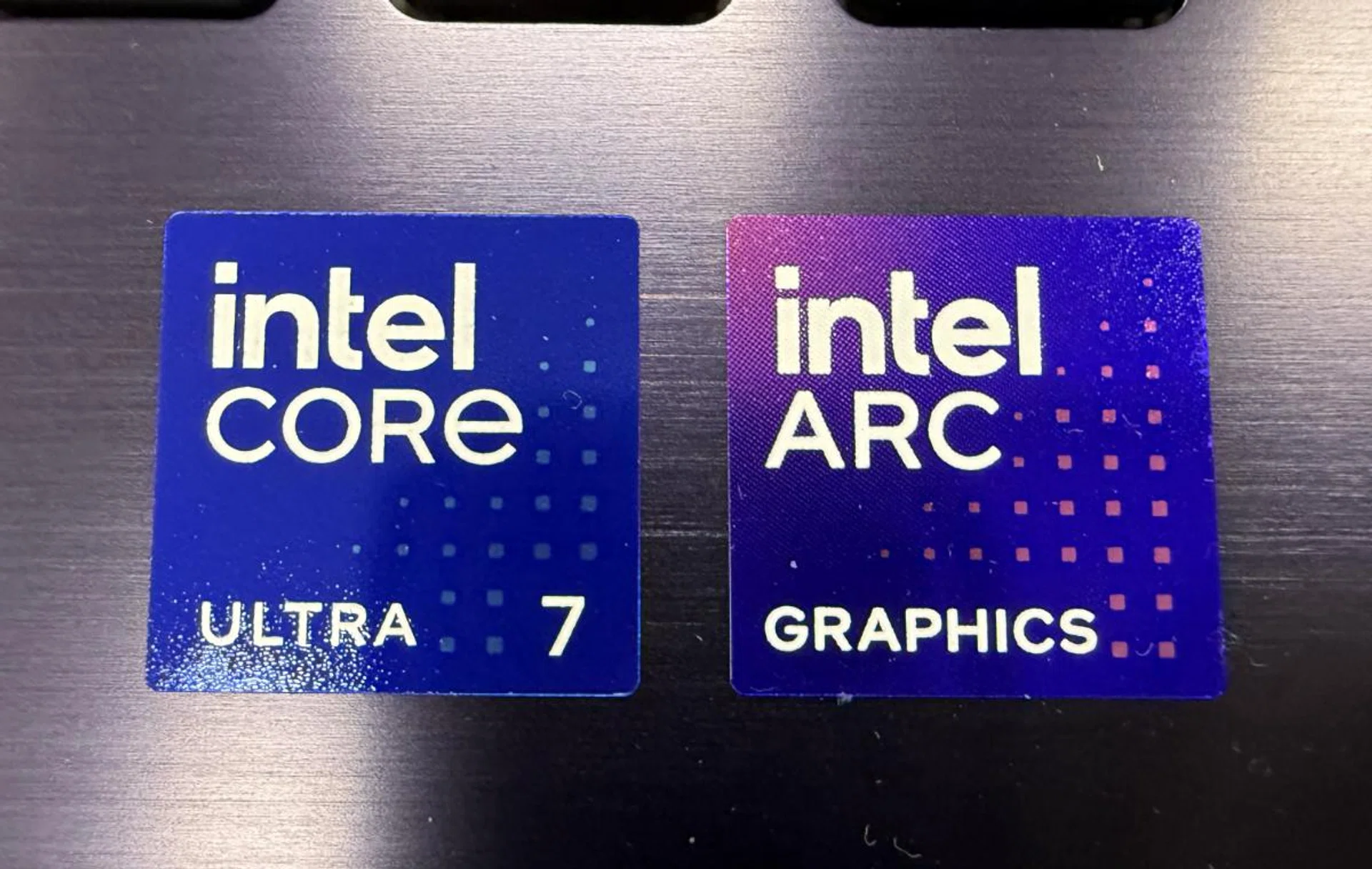 What powers the laptop. Photo: HWZ.