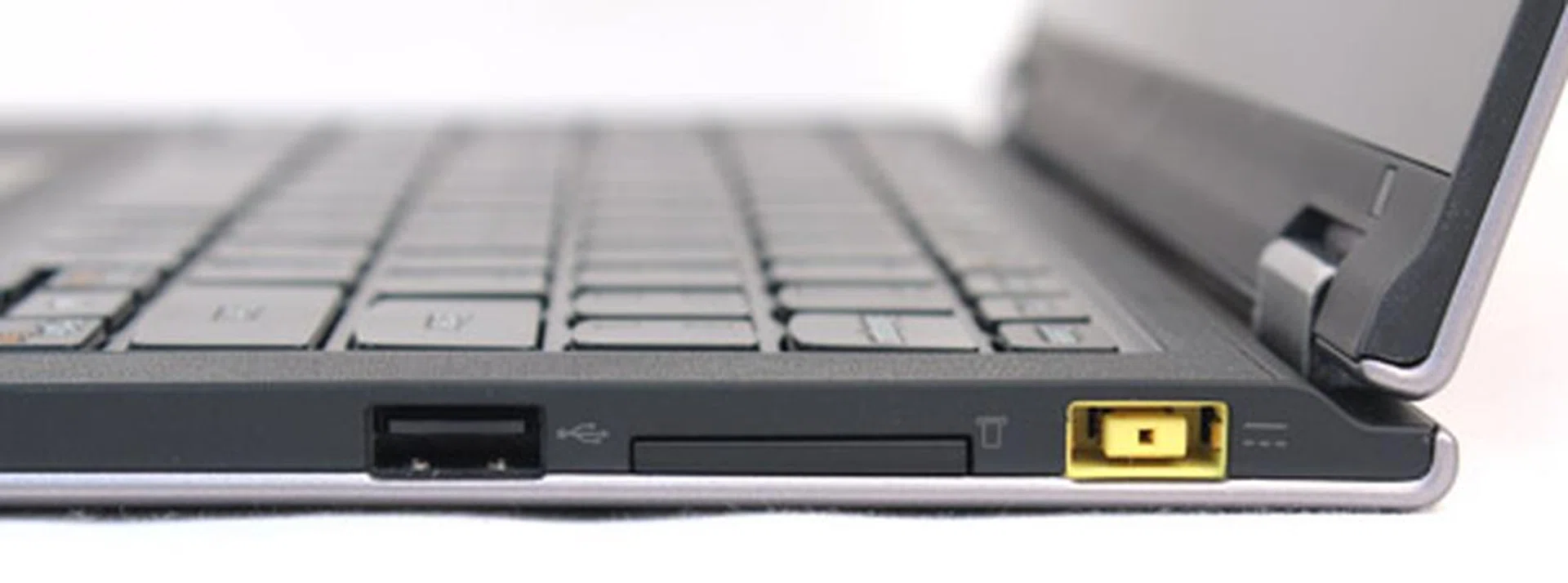On the right, you'll find one USB 2.0 port, the multi-card reader and Lenovo's proprietary charging port.