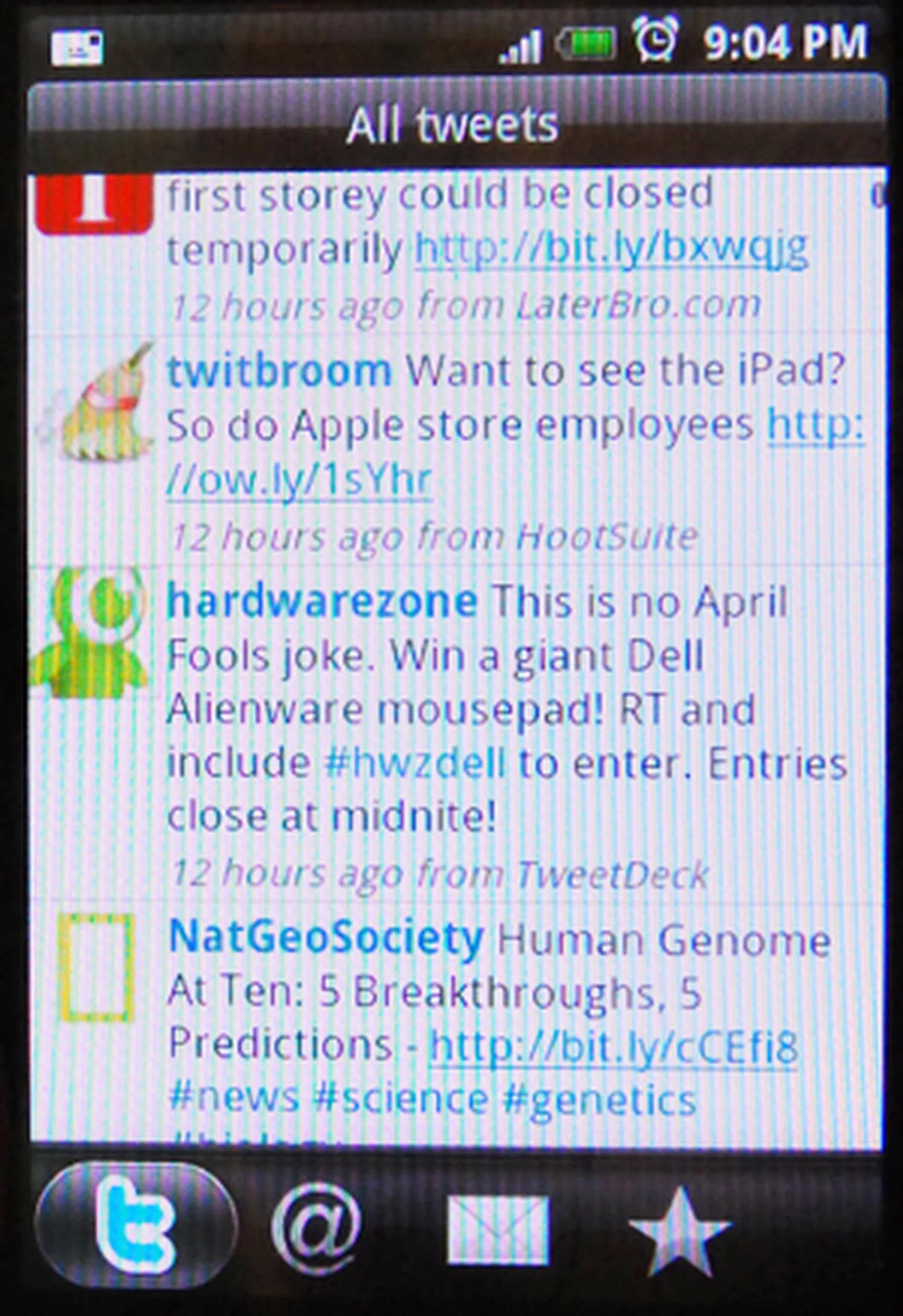 Pressing on a tweet brings you to Peep, HTC's Twitter app. 