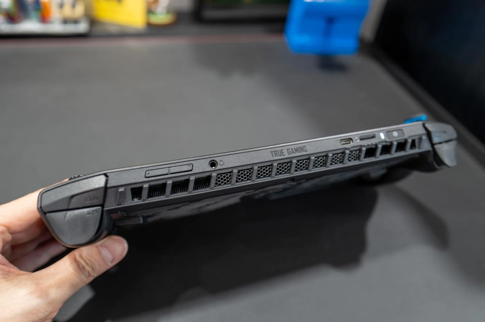 All of the ports are placed at the top of the gaming handheld.