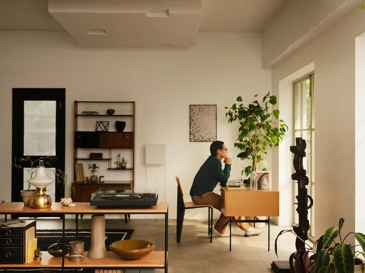 Sony PS-LX3BT and PS-LX5BT wireless vinyl record turntable