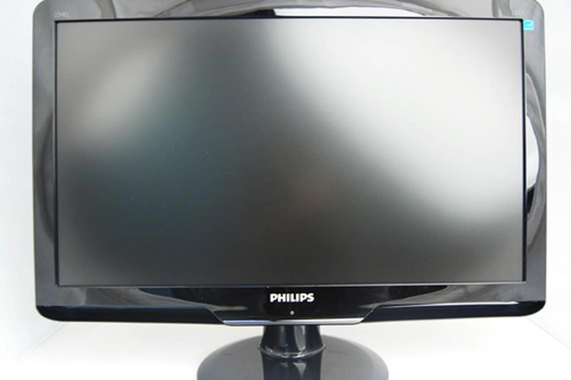 The Philips 234EL2 distinguishes itself from the rest by having a rounded set that looks less commonplace.