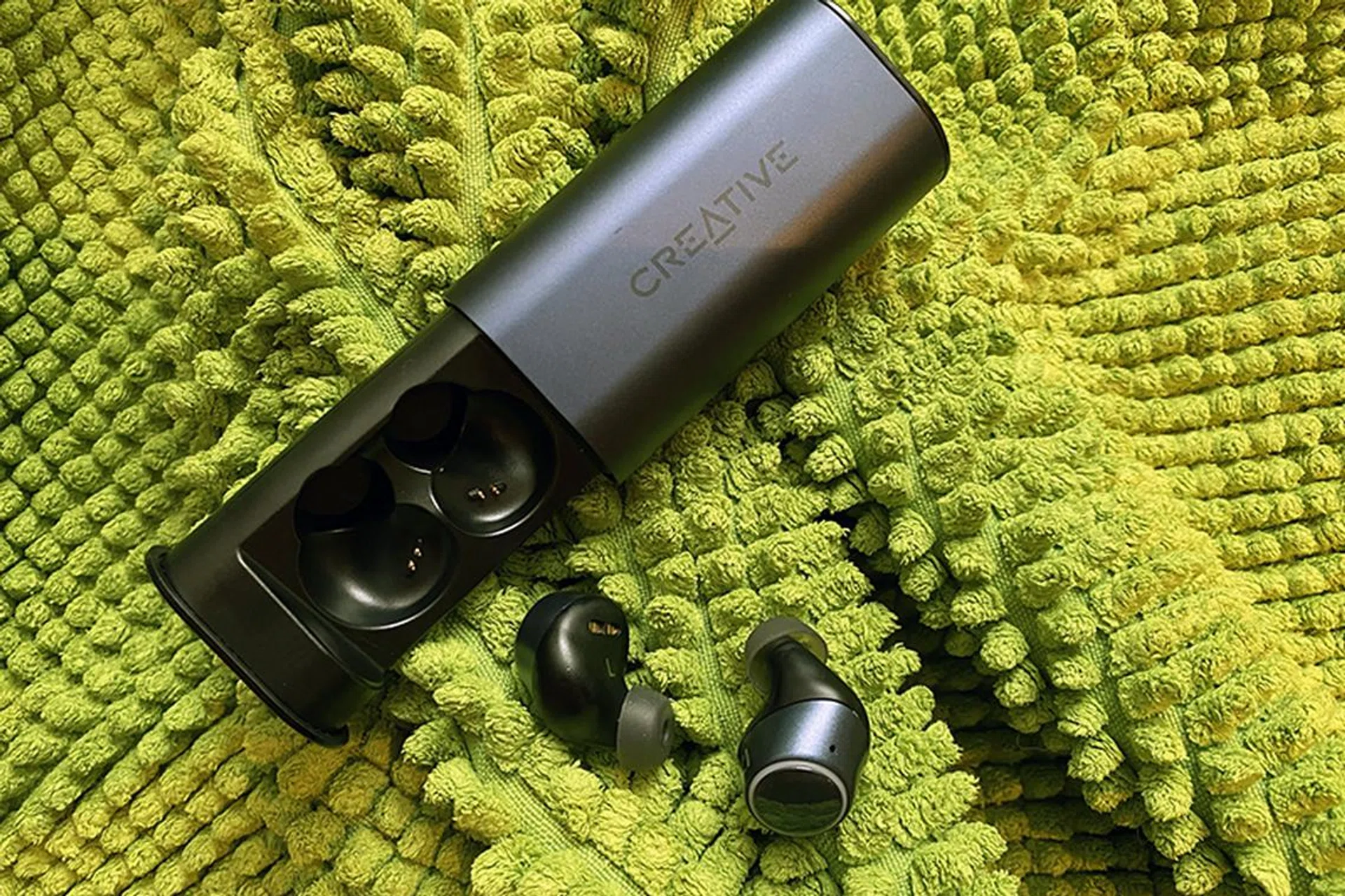 Creative is back with its latest true wireless earbuds. How does it hold up to our discerning ears? 