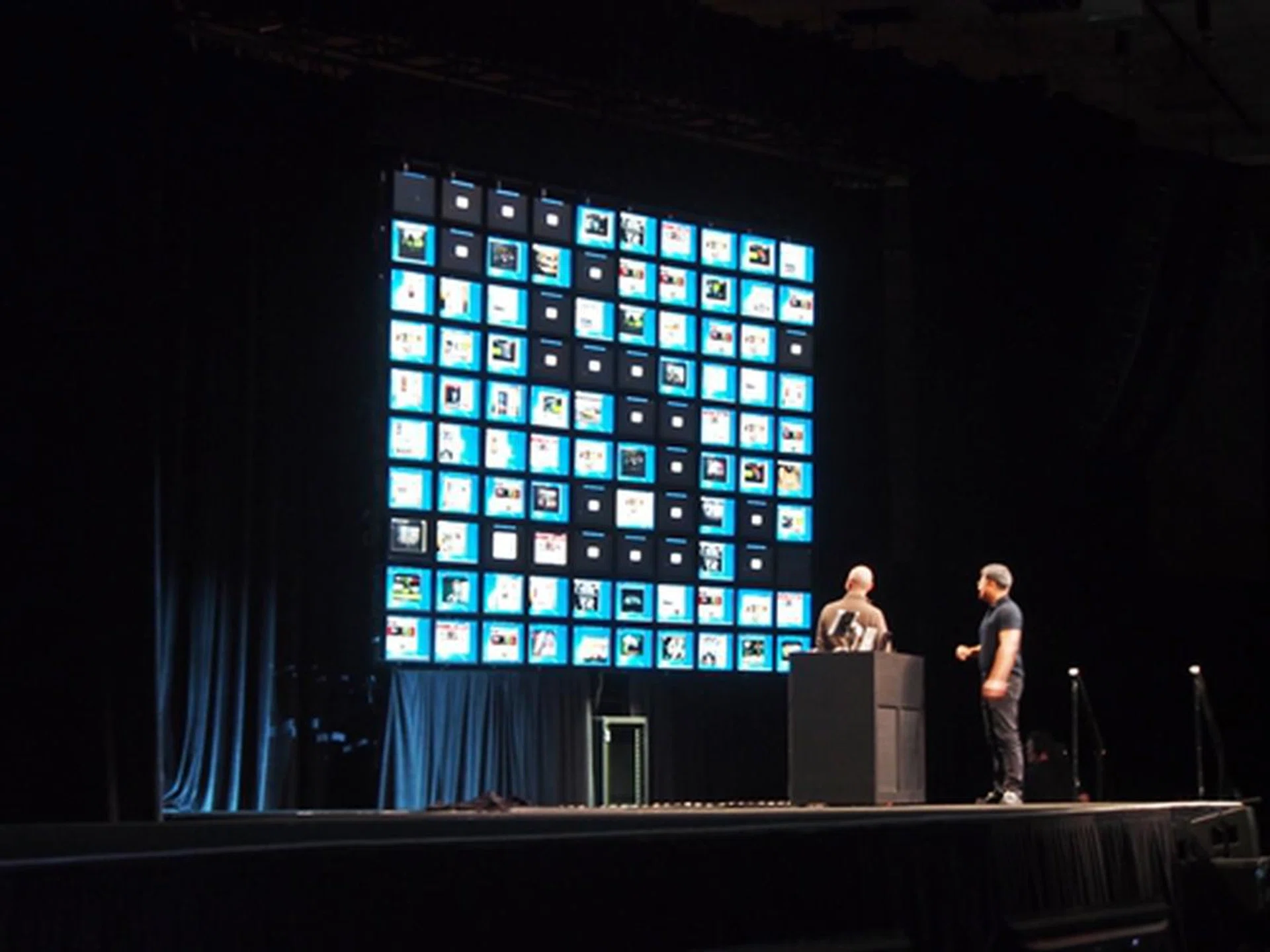 In order to show how scalable the GPU-Accelerated VDI environment is, the video wall showed 100 individual desktops in a Citrix VDI setup that is powered by a single server tucked at the bottom of the screen.