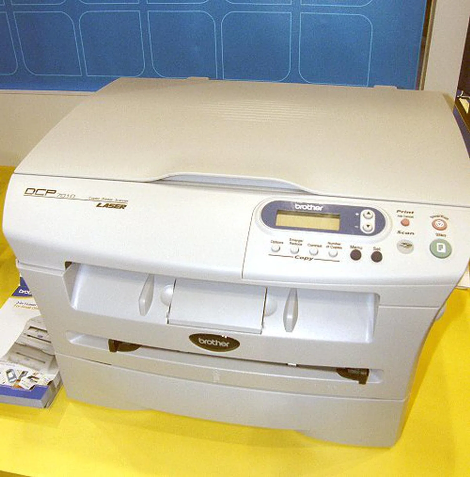  If you're looking for something a little more high end, the Brother DCP-7010 multi-functional printer might just be the thing. Winner of a HWM Gold Award, this printer is on sale for S$298 and comes with free gifts too.  