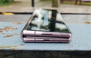 Samsung Galaxy Z Fold2.