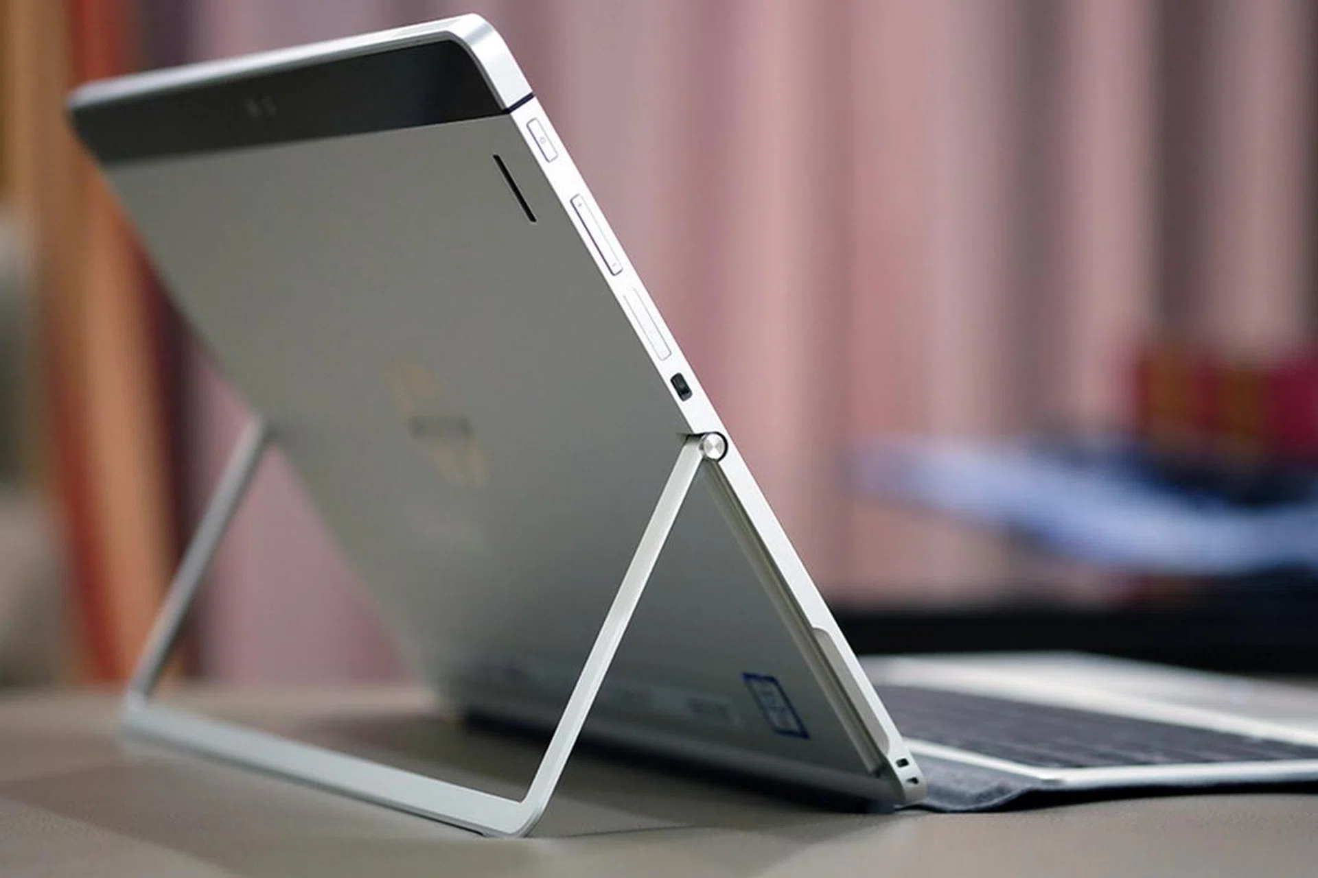 HP Elite x2 1012 G1