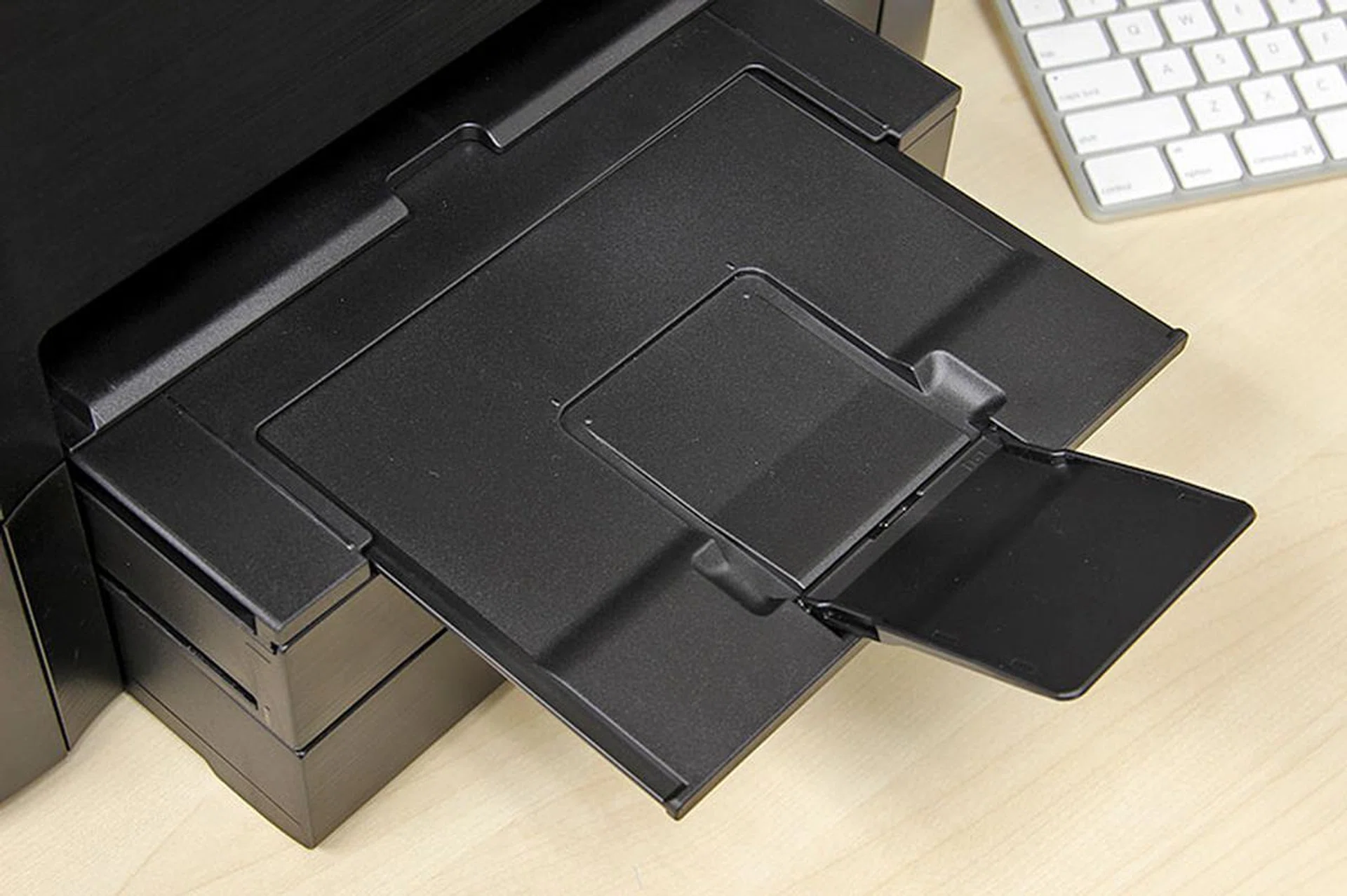 With input and output trays extended, the MB5370's depth can go up to 607mm, so make sure you've enough table space.