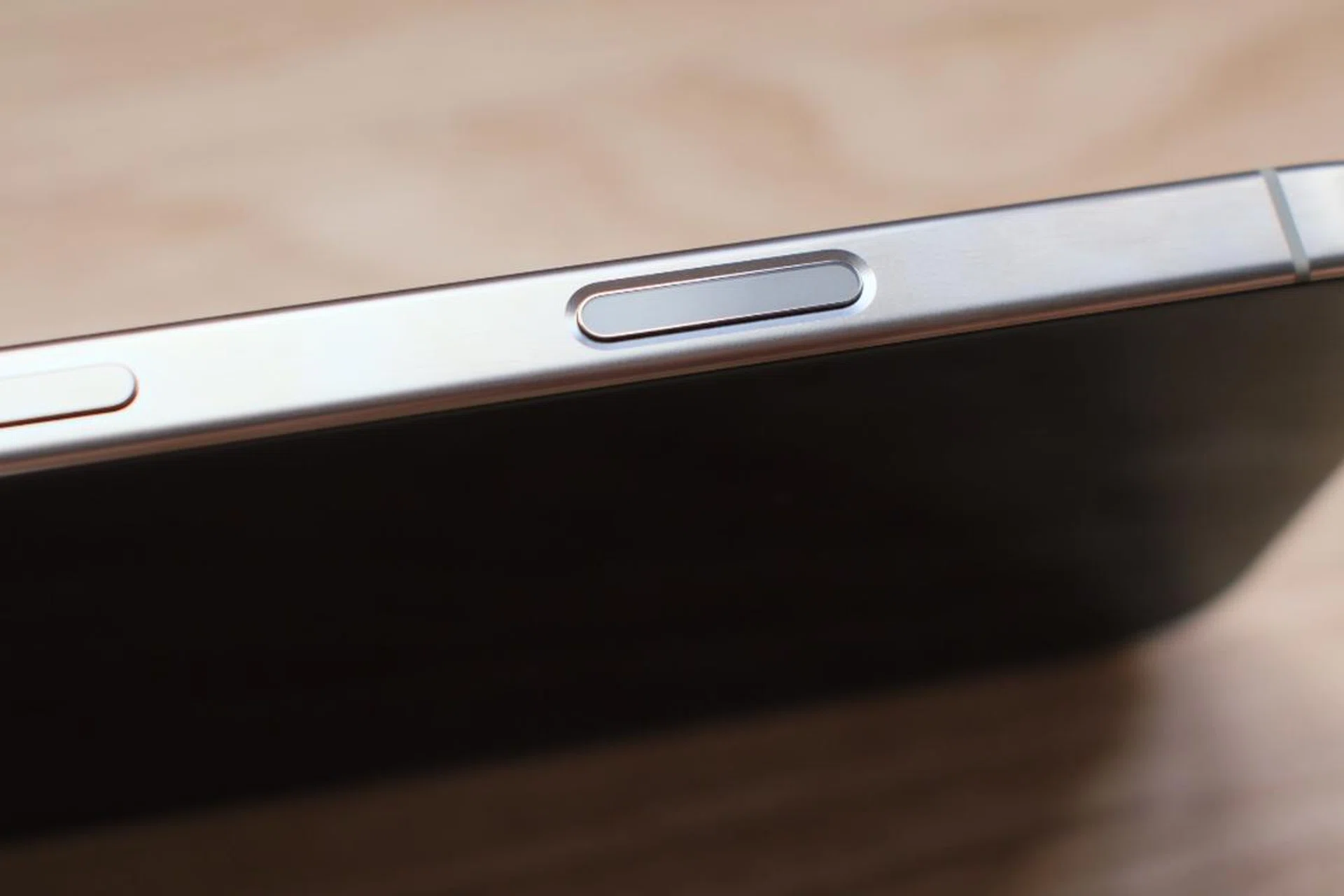 Camera Control on an iPhone 16 Pro. Photo: HWZ