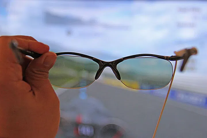 The SimulView glasses are very, very light.