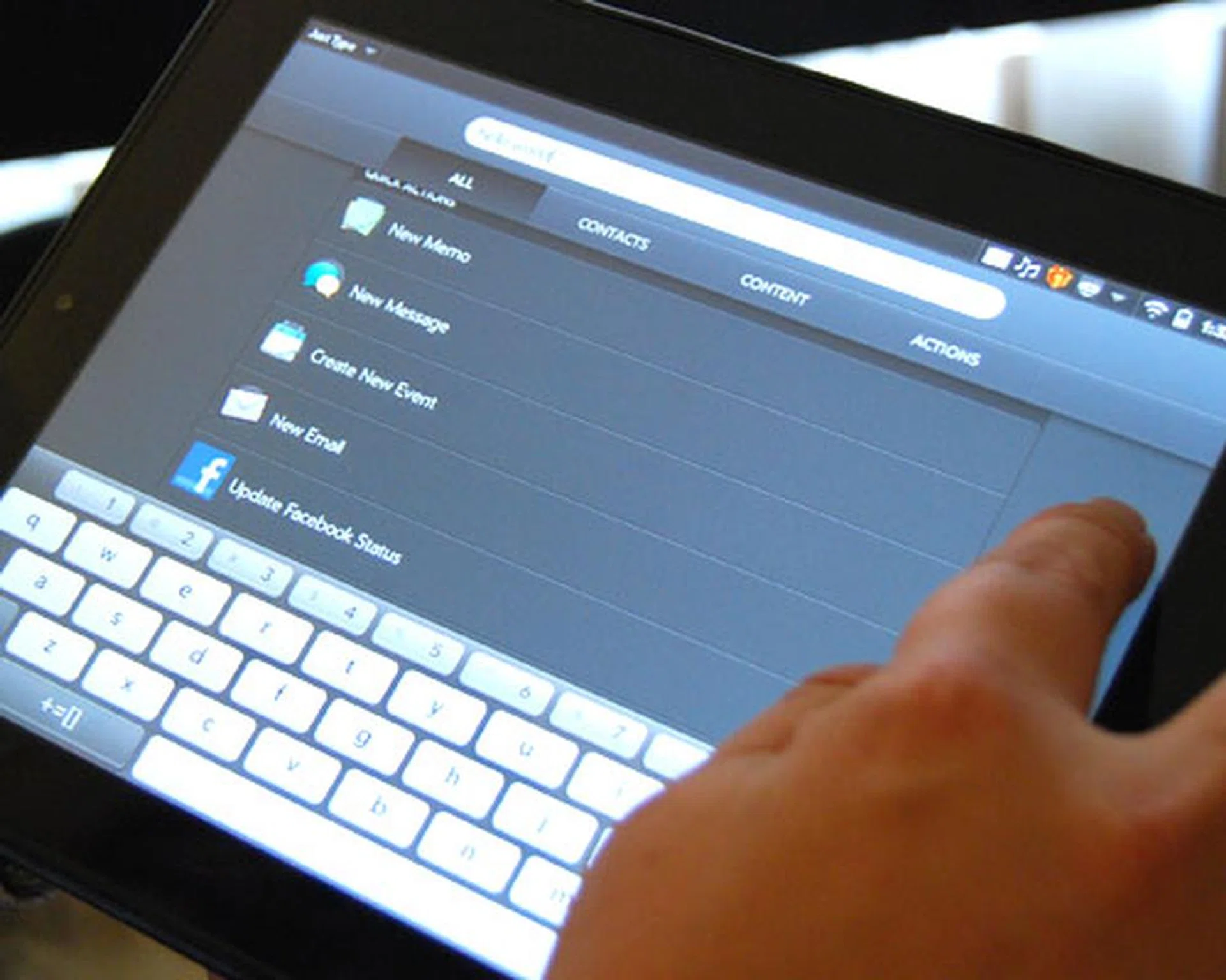Just Type brings up a suggested list of applications that you can launch with the entered text. This function goes beyond search, allowing you to text or email right from the very start.
