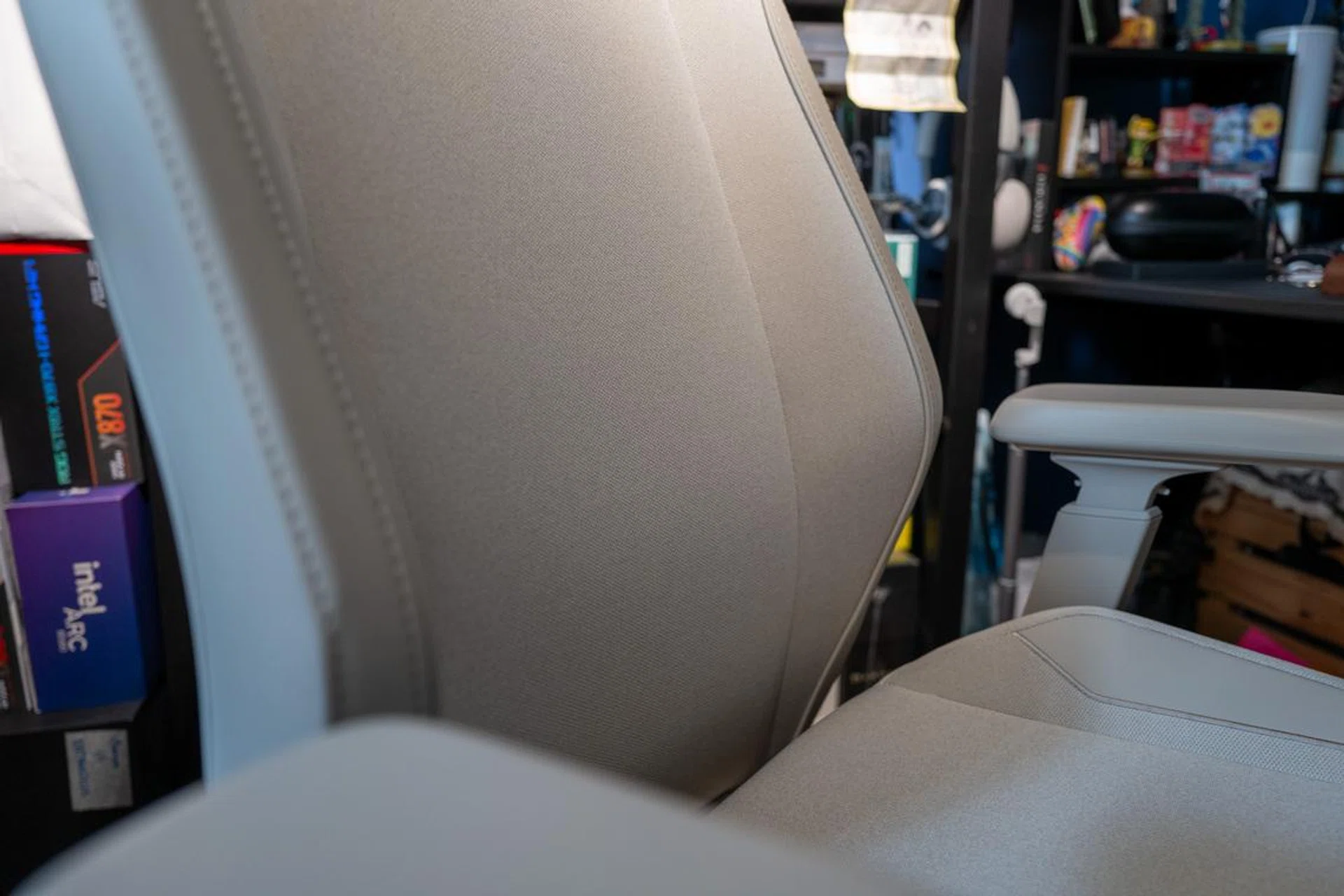 Adjustable seat base