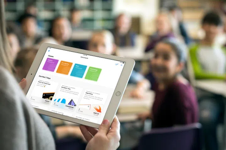 Schoolwork makes it easy for teacher to assign homework. (Image source: Apple)
