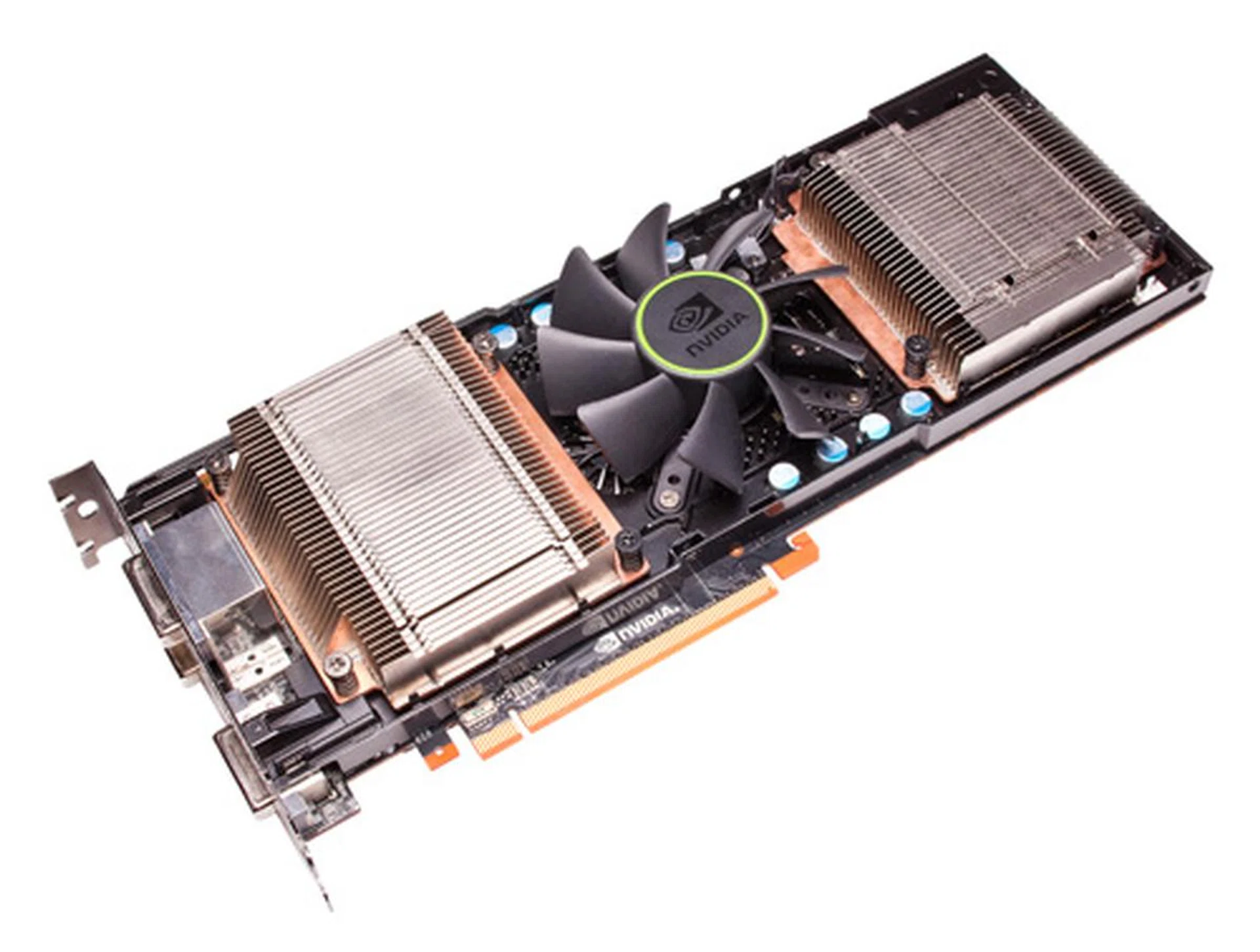 Removing the cooler cover, we can clearly see the two copper vapor chamber coolers.